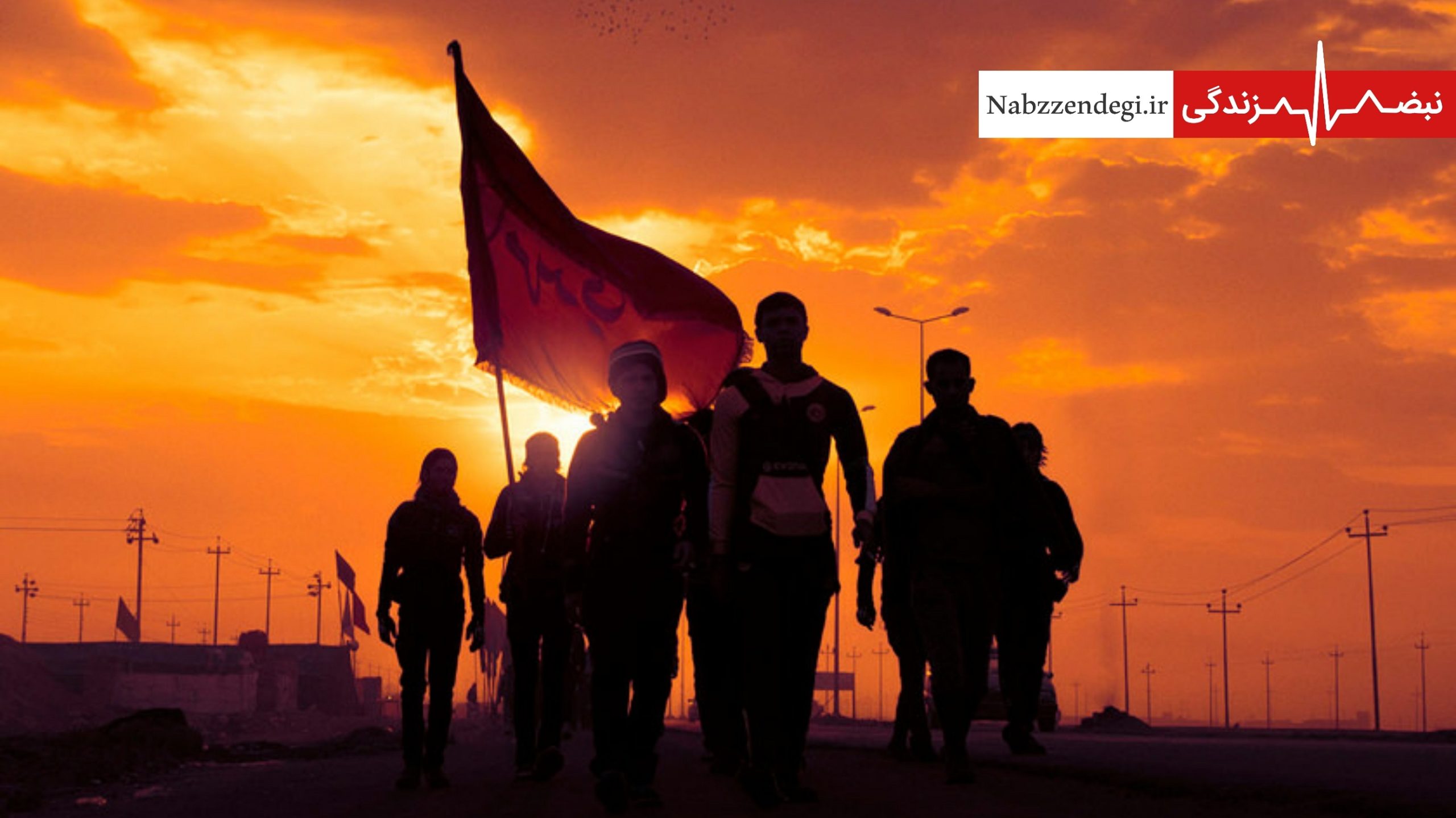 زائران اربعین در غروب آفتاب